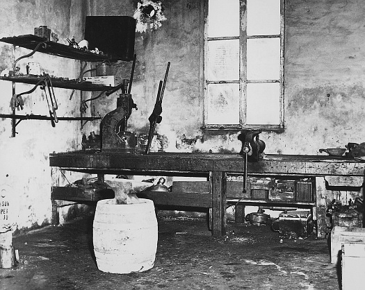 1928 - Foundation